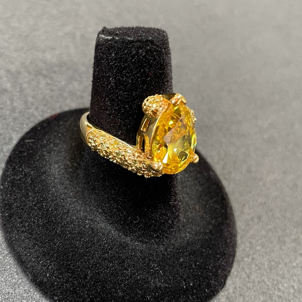 Citrine Ring - Picture 4 of 8